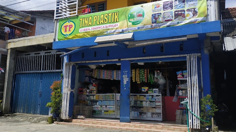 Plastik Cilacap: Solusi Praktis untuk Kebutuhan Rumah Tangga & Bisnis
